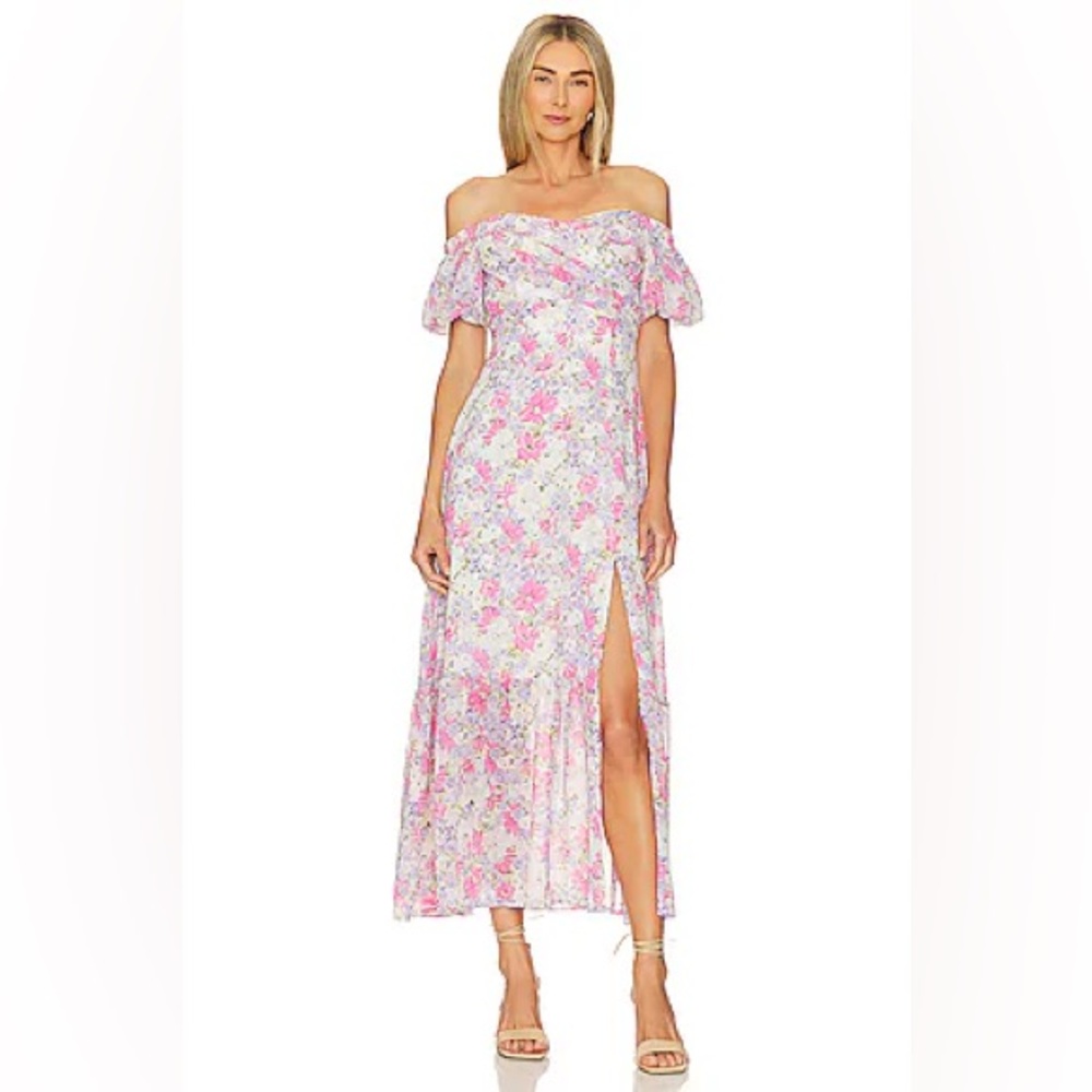 Astr the label valors dress in pink size small